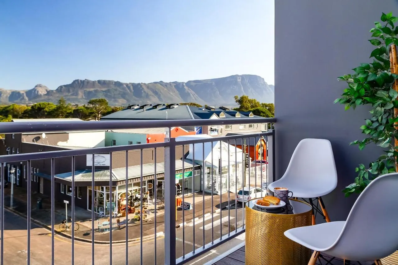 Wink Aparthotel Eaton Square Cape Town 3*,